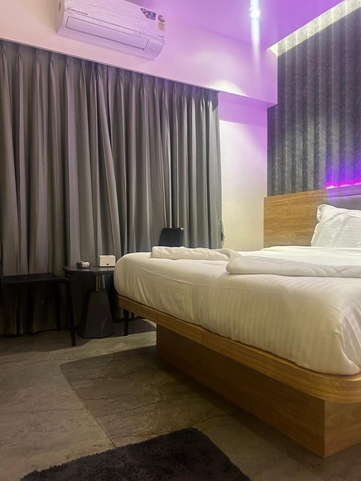 Hotel Aura Inn Airoli ,Digha Nova Bombaim Exterior foto